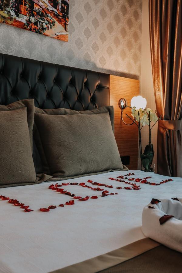 Otel Grand Lark Istanbul Luaran gambar